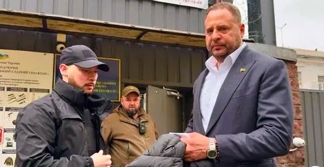 Ермак выходит из СИЗО