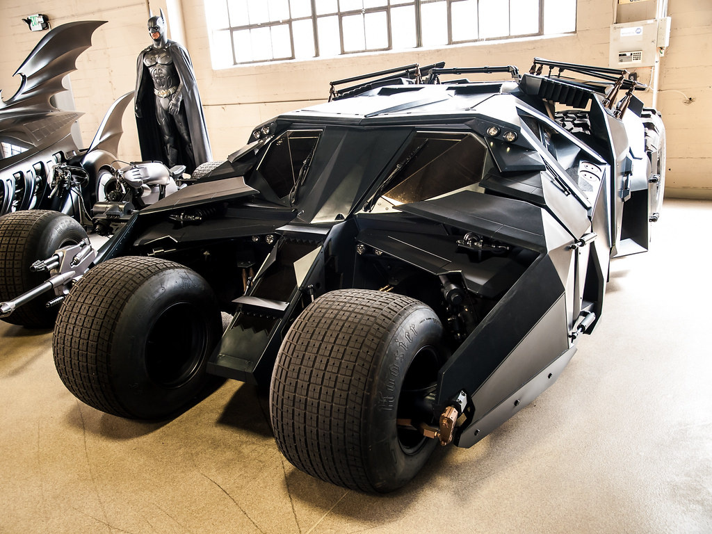 "Batmobile" от wwarby лицензируется по лицензии CC BY 2.0.