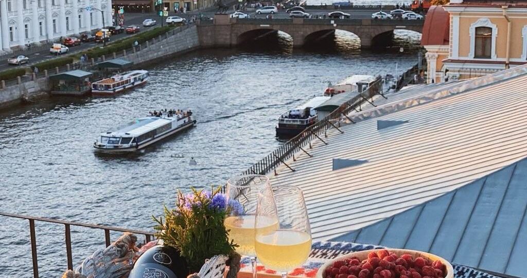 В Петербурге неожиданно наступило лето