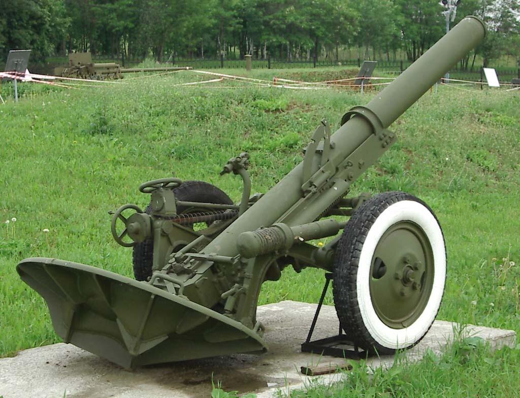 160-мм миномёт образца 1943 года (заводской индекс MT-13, индекс ГРАУ 52-М-852).
