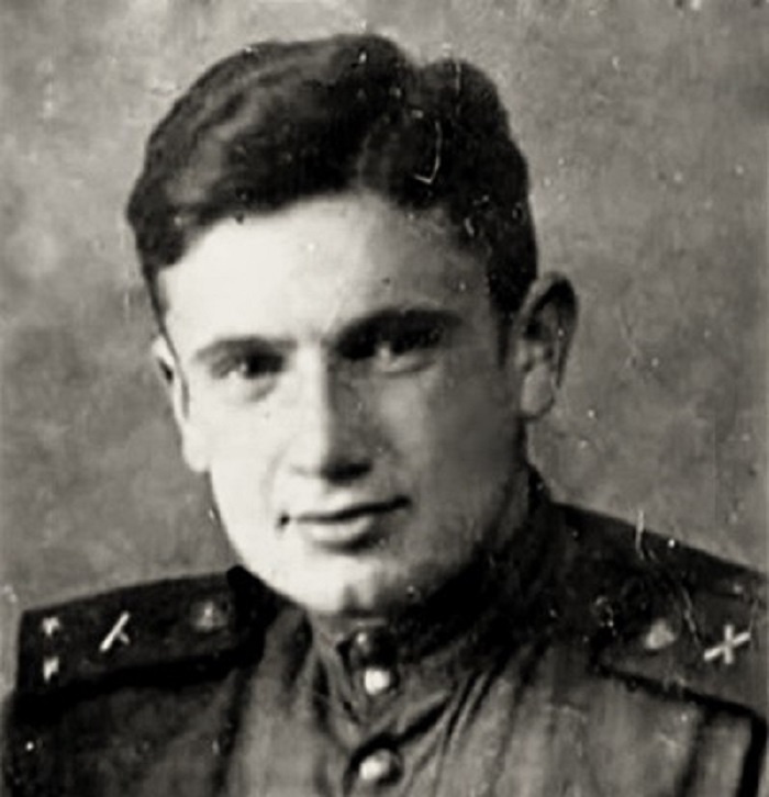 Евгений Весник