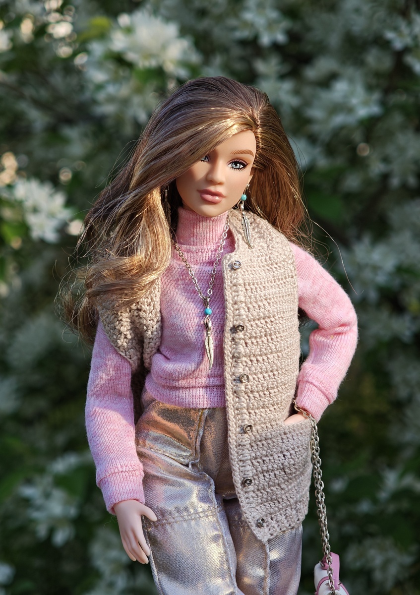 Barbie Basics You Create Neutral Kit 003 – Фрида