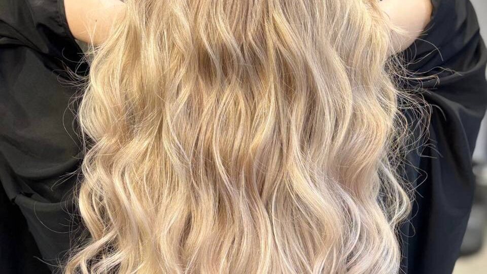 Как поддерживать красивый блонд и не испортить волосы: советы колористов Brunettes Blondes