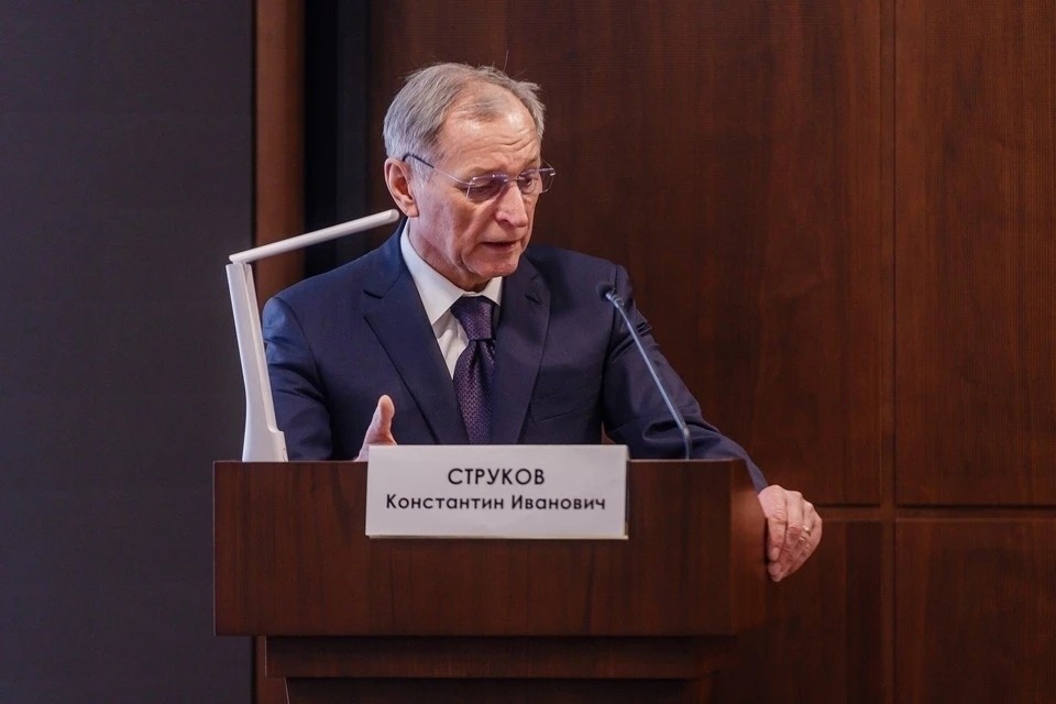    Константин Струков. Валерий ЗВОНАРЕВ
