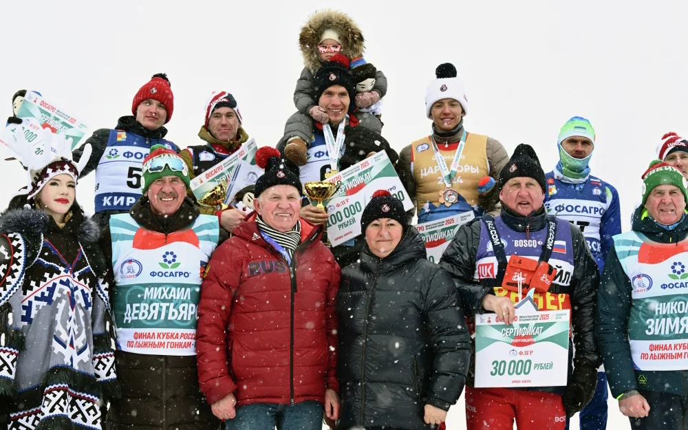 Валерий Федоров рядом с Еленой Вяльбе