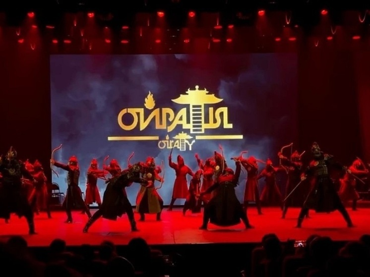     Фото: театр танца "Ойраты"