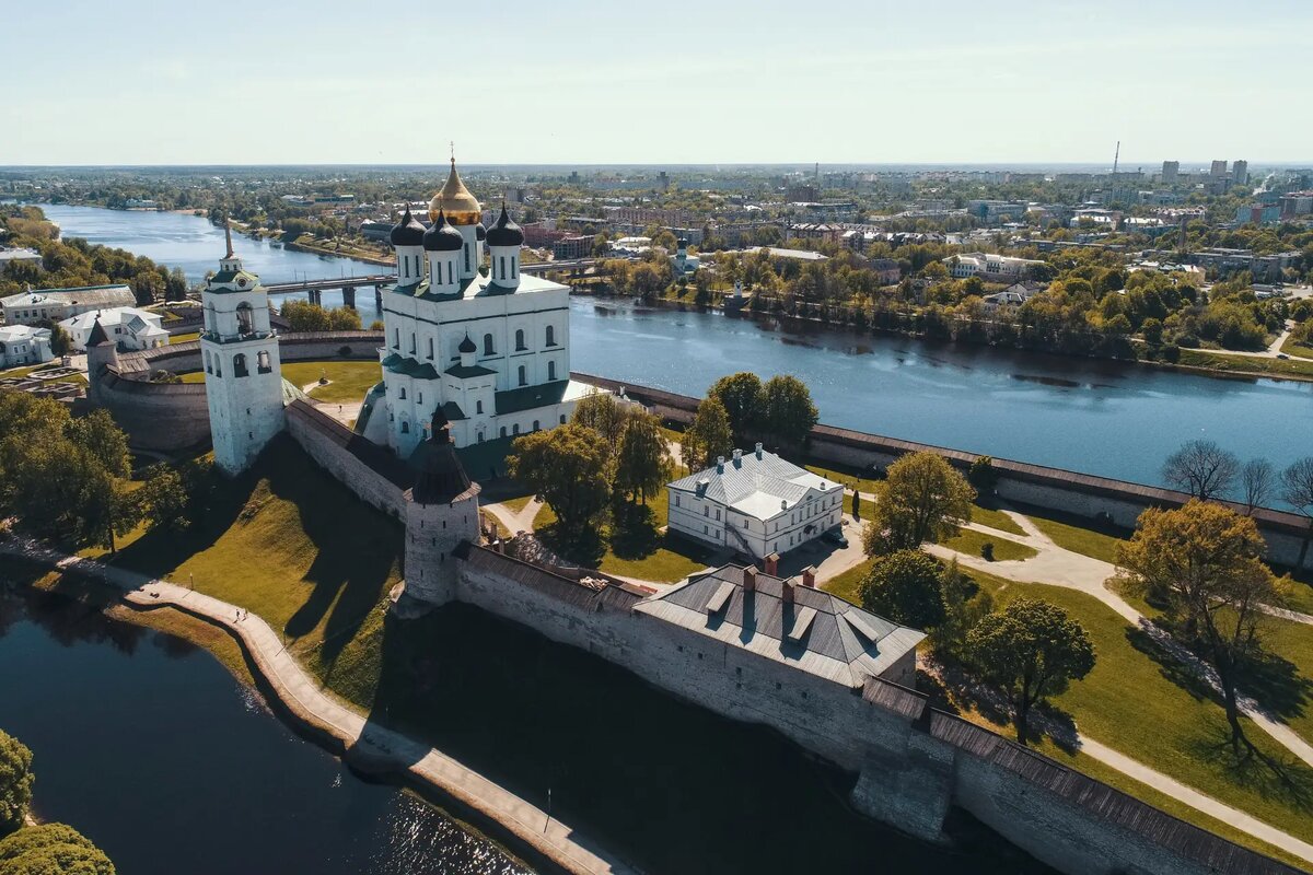     Псковский Кром (Кремль). © РИА Новости. Евгений Одиноков