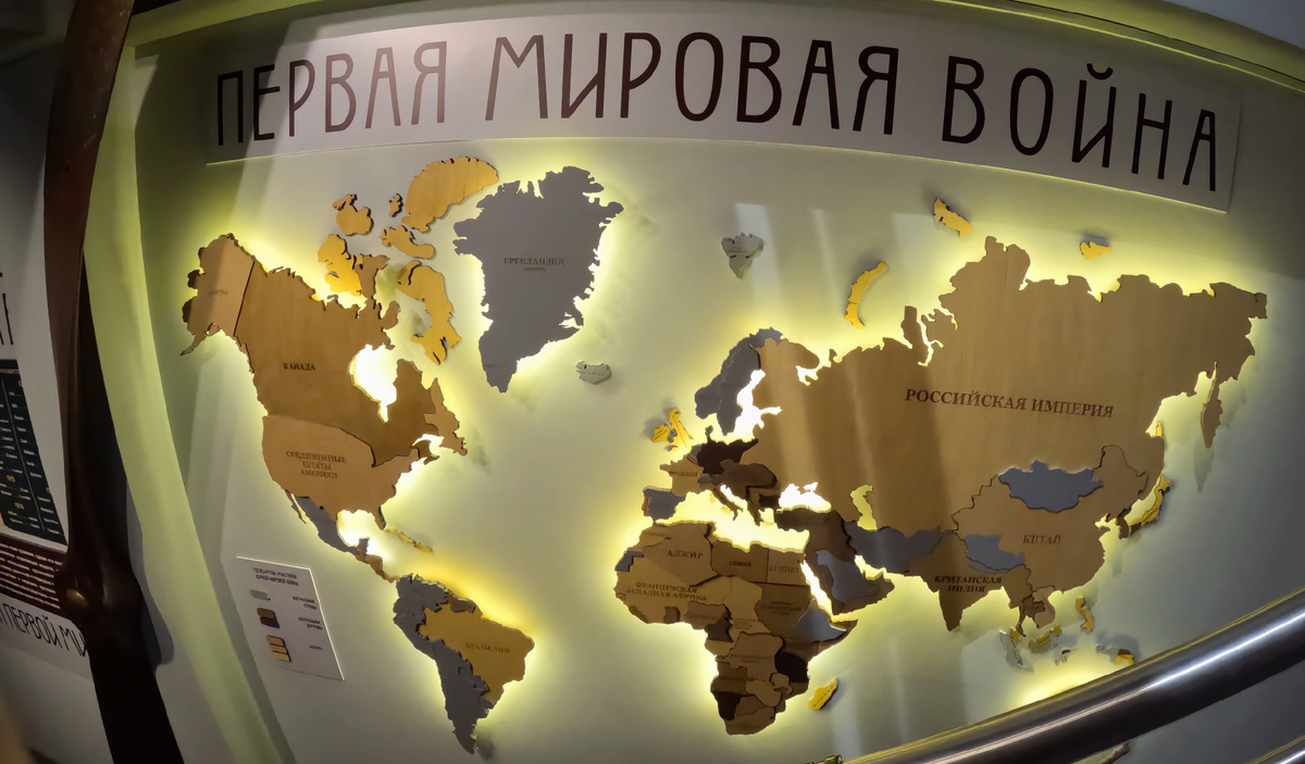Серым цветом выделены страны, которые не принимали участие в войне.