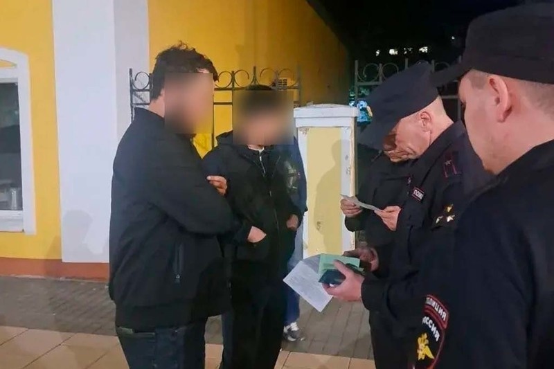 В Череповце полиция проверила ночные клубы и места жительства мигрантов