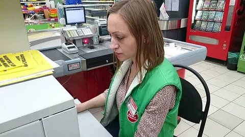 Откуда берутся переработки в «Пятёрочке» и почему их не оплачивают