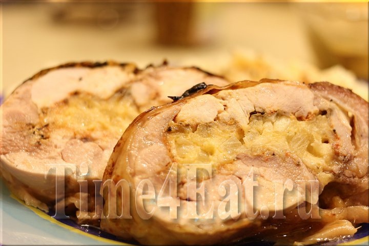 Куриный рулет с ананасом