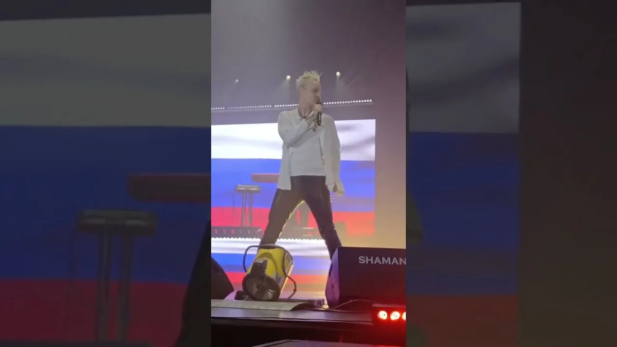 Фото из открытых источников. Шаман на концерте в Твери.