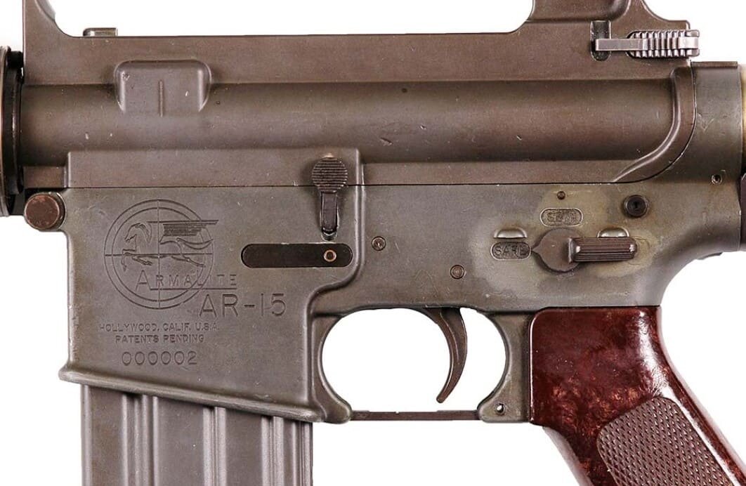 Ранняя модель AR-15, серийный номер 000002, производства ArmaLite.