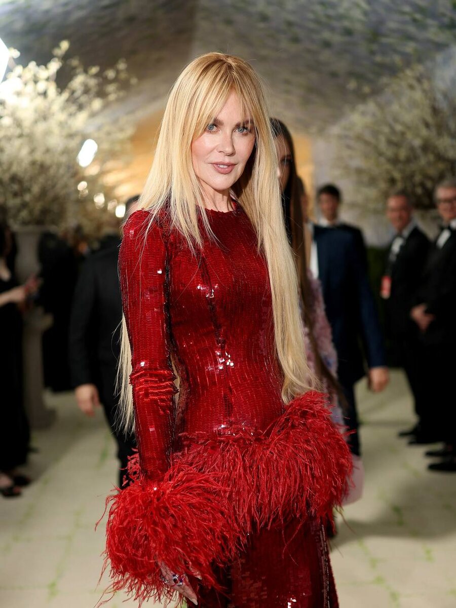 Николь Кидман. Фото: https://www.harpersbazaar.com/celebrity/latest/a71099580/nicole-kidman-red-carpet-photos-met-gala-2026/