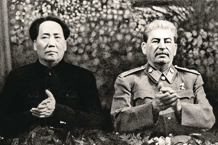Мао и Сталин на встрече в Москве. 1949 год. Источник: fondsk.ru