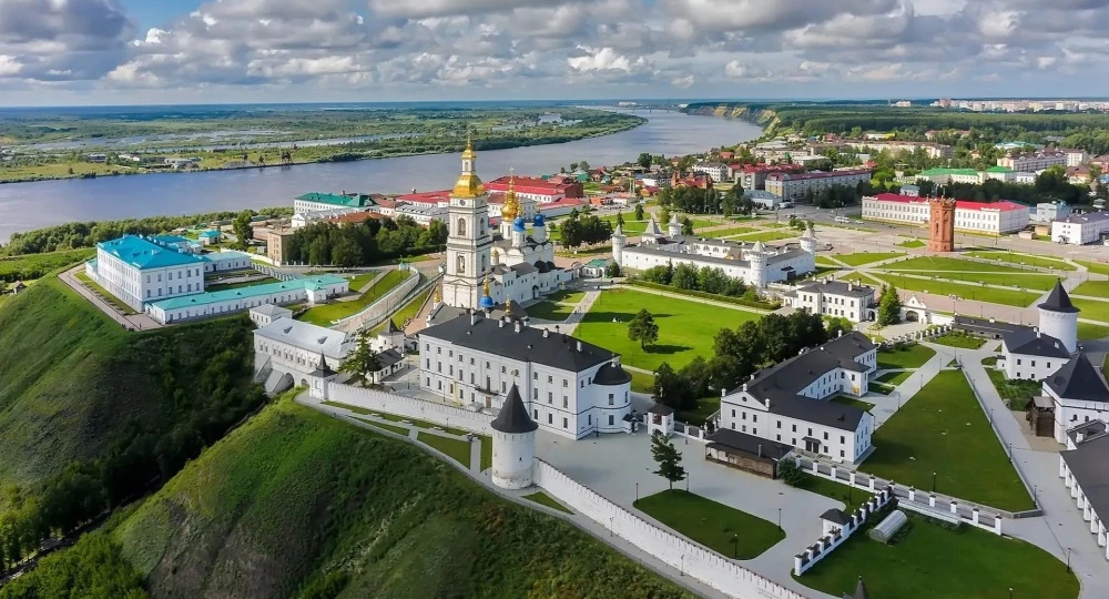 Город, который должен был быть основан 17 мая 1587 года, но день города которого отмечается 28 июня 2026 года