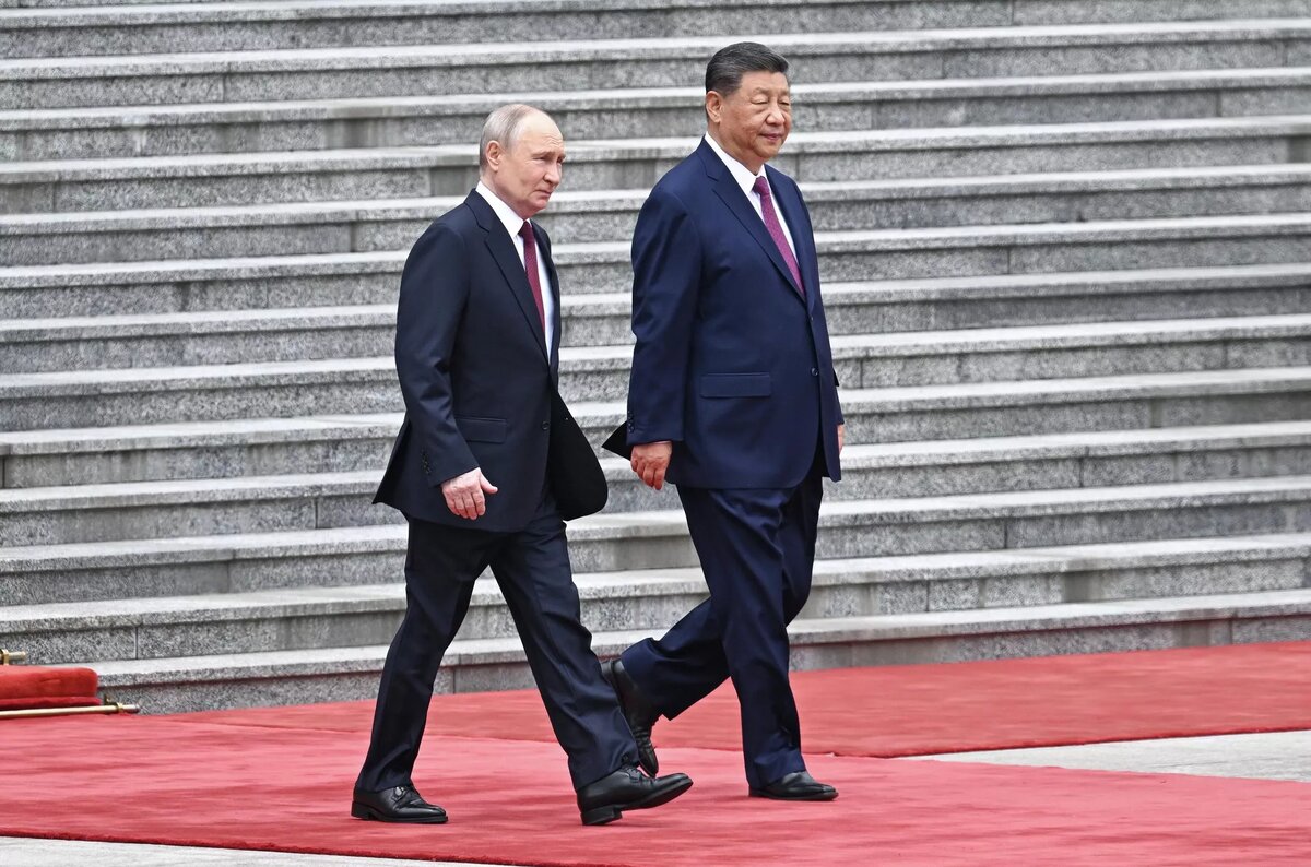 Президент РФ Владимир Путин и председатель КНР Си Цзиньпин во время встречи в Пекине
© Sputnik / Кристина Соловьёва