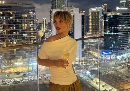 Анна Шульгина (дочь певицы Валерии)