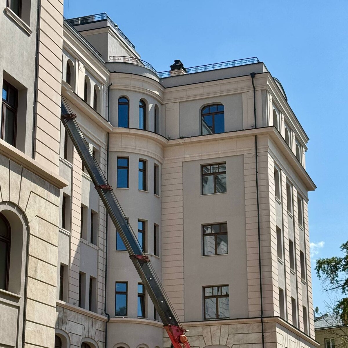 Фасад дома по адресу ​Потаповский переулок, 5 ст4 после реконструкции