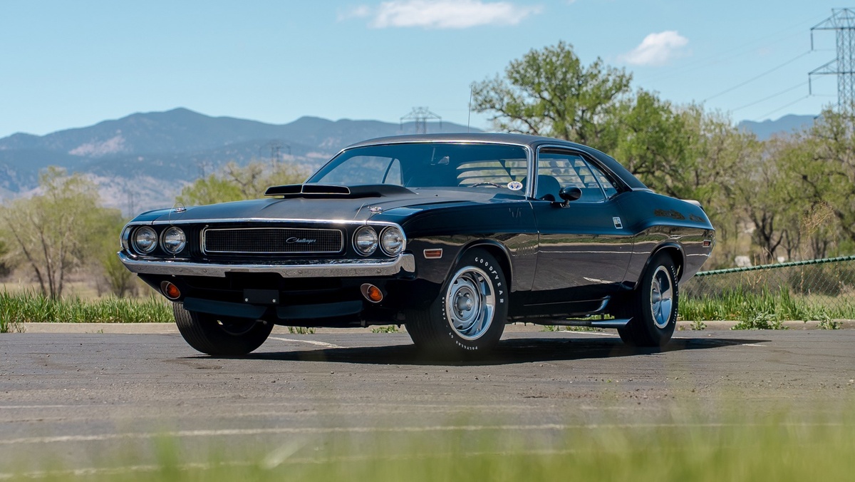 Первое поколение 1970 - 1974: Dodge Challenger T/A 1970
