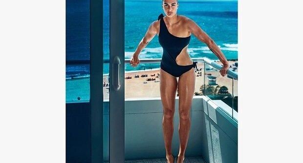    @voguemagazine