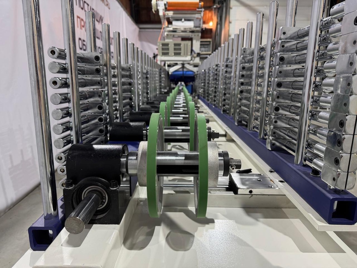 ЛИНИЯ ДЛЯ ЛАМИНАЦИИ ONETECH MBF350A PUR 