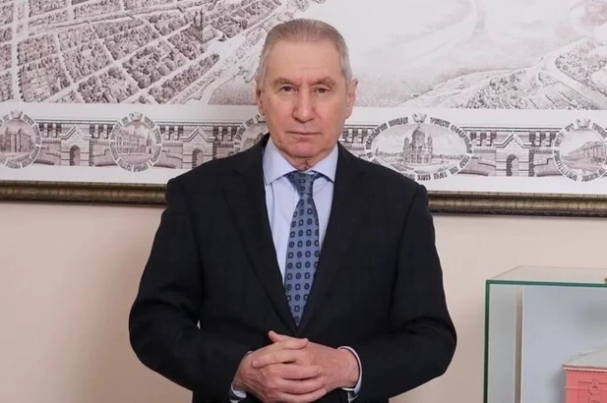    Экс-проректор Томского строительного университета Владимир Вакс умер в СИЗО