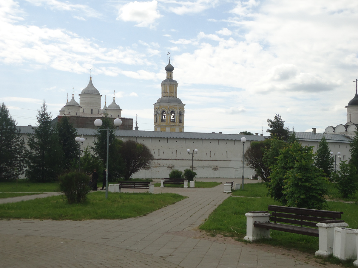 Ансамбль Спасо-Прилуцкого монастыря. Из архива автора.