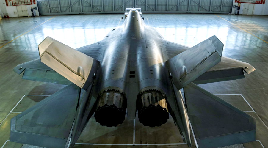 Китай "влетает" на рынок истребителей 5го поколения с конкурентом самому F-35. Способен ли китаец составить конкуренцию хваленому американцу