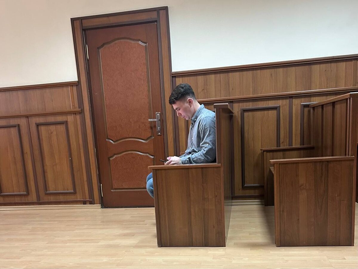 Саратовский областной суд отменил оправдательный приговор экс-полицейскому Василию Сущенко