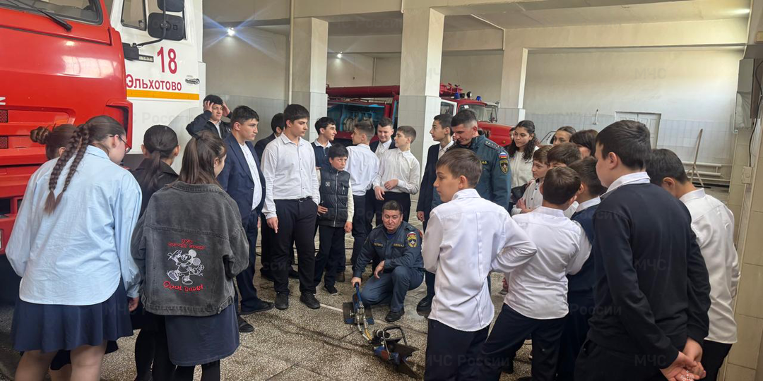 В гостях у пожарных