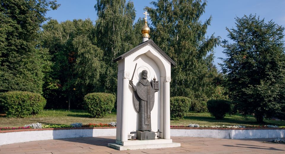    Дзержинский. Памятник Святителю Николаю / Медиасток.рф