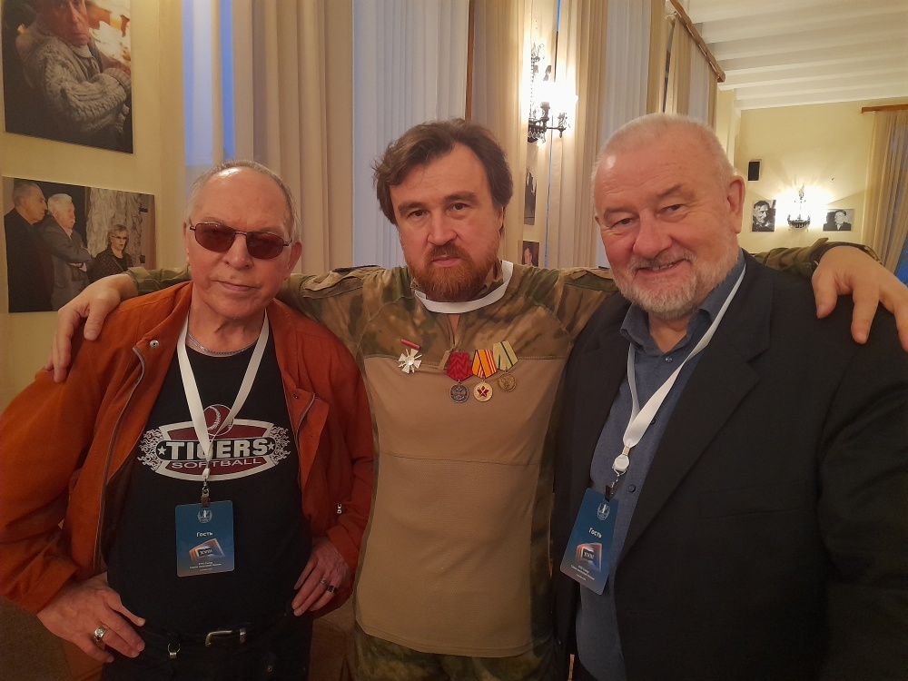 Сергей Сибирцев с  писателем  Алексеем Шороховым  и ученым, общественным деятелем, главным редактором информационно-аналитического портала  "Русская народная линия" А. Д. Степановым