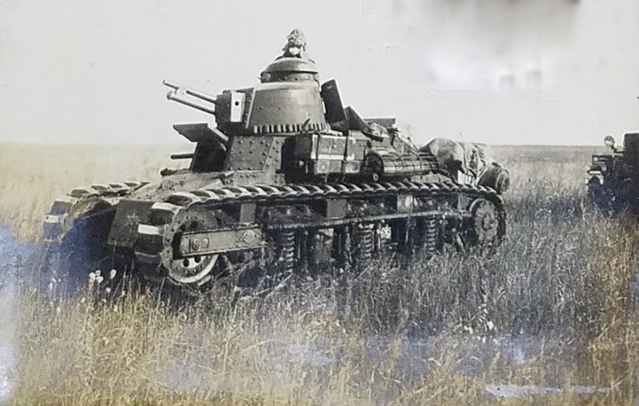 Уже «серийный» танк Renault NC27. Фотография в свободном доступе.