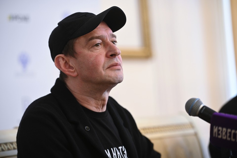    Константин Хабенский ответил на критику спектакля «Гамлет» с Юрой Борисовым Алексей БУЛАТОВ