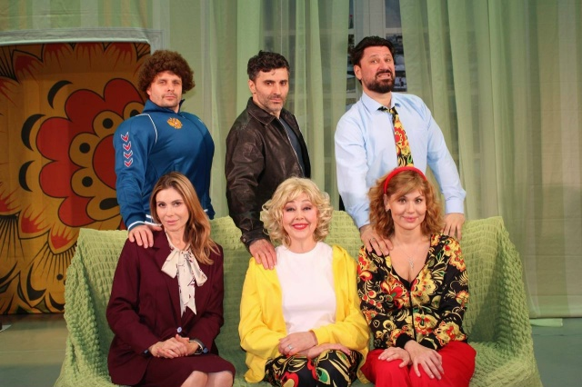 Фото известных актёров на брошюру