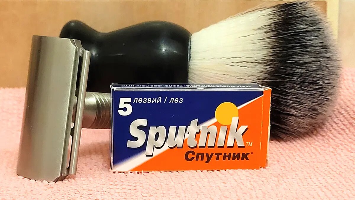 Лезвие "Спутник" в станке TelStar 316