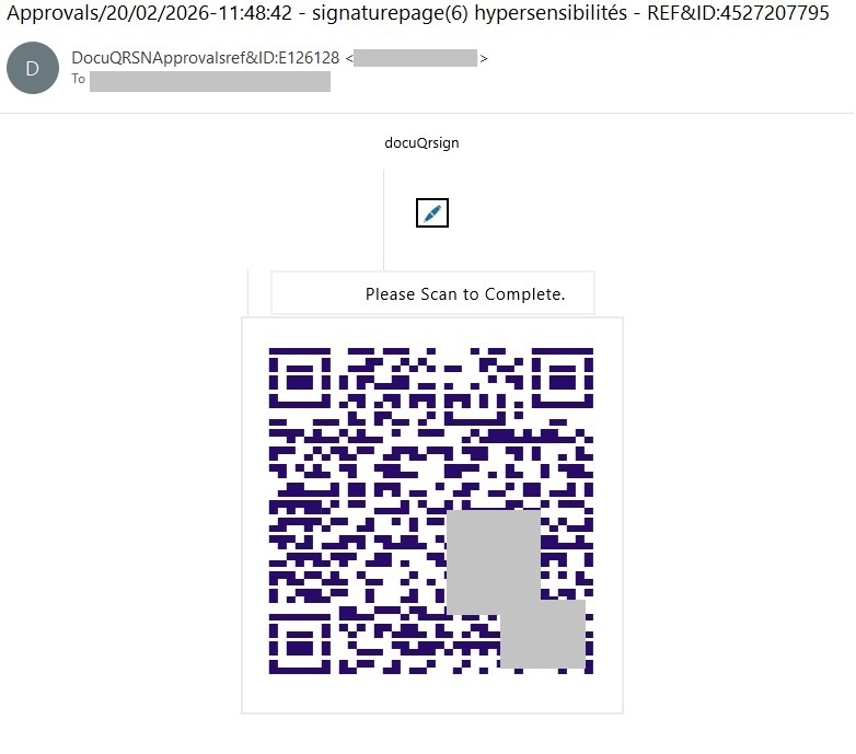 QR-код, нарисованный при помощи текстовых символов. Мы закрасили часть, чтобы ссылка на вредоносный сайт не считывалась
