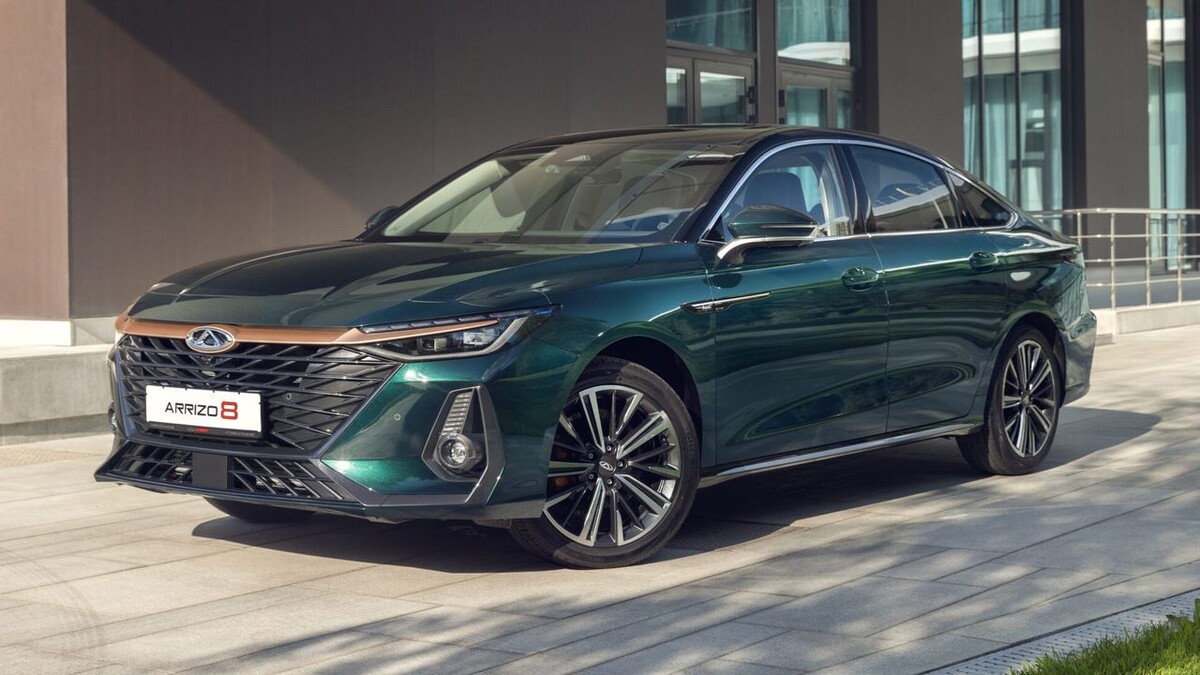    Chery Arrizo 8. Фото Chery