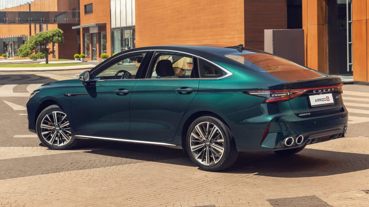    Chery Arrizo 8. Фото Chery
