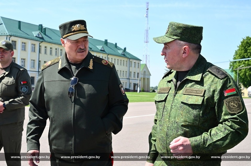    Лукашенко рассказал, о какой машине он мечтал. Фото: president.gov.by.
