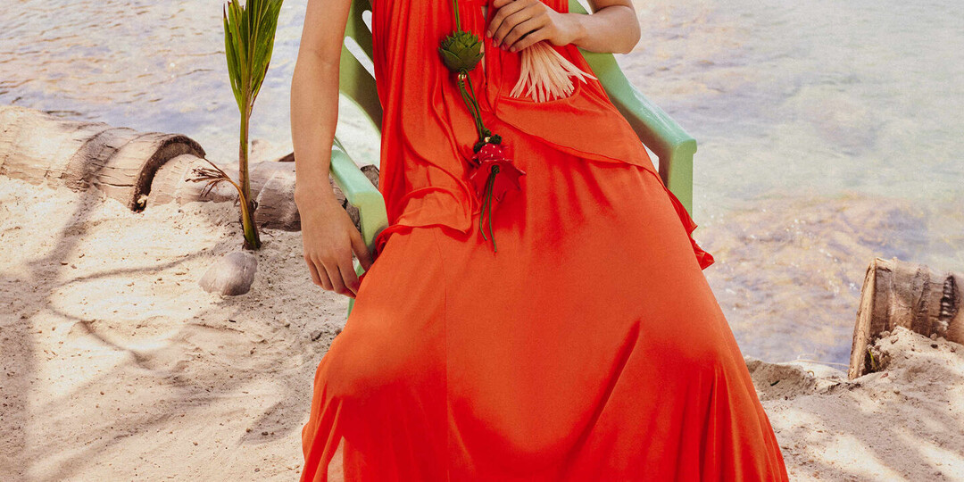 LOEWE Paula’s Ibiza. Мода бесконечного лета.