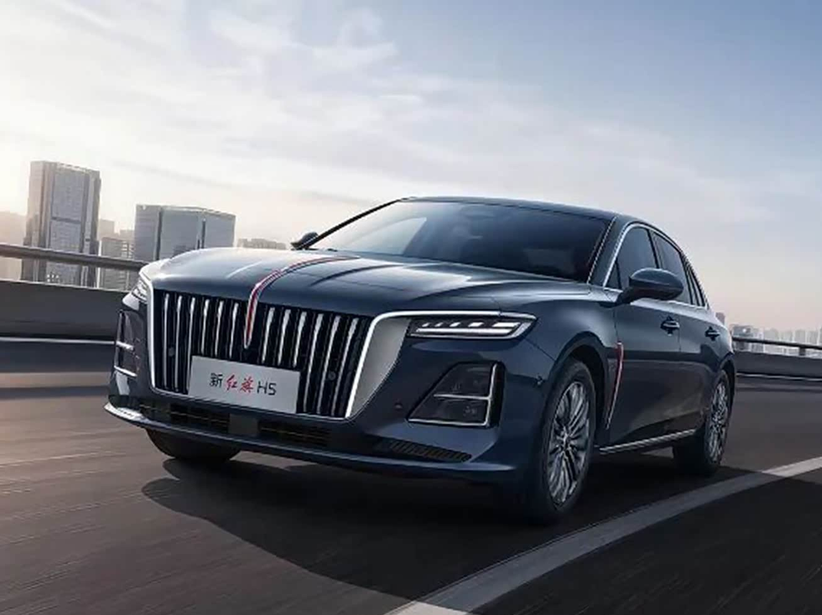 Обновленный седан Hongqi H5 вышел на домашний рынок