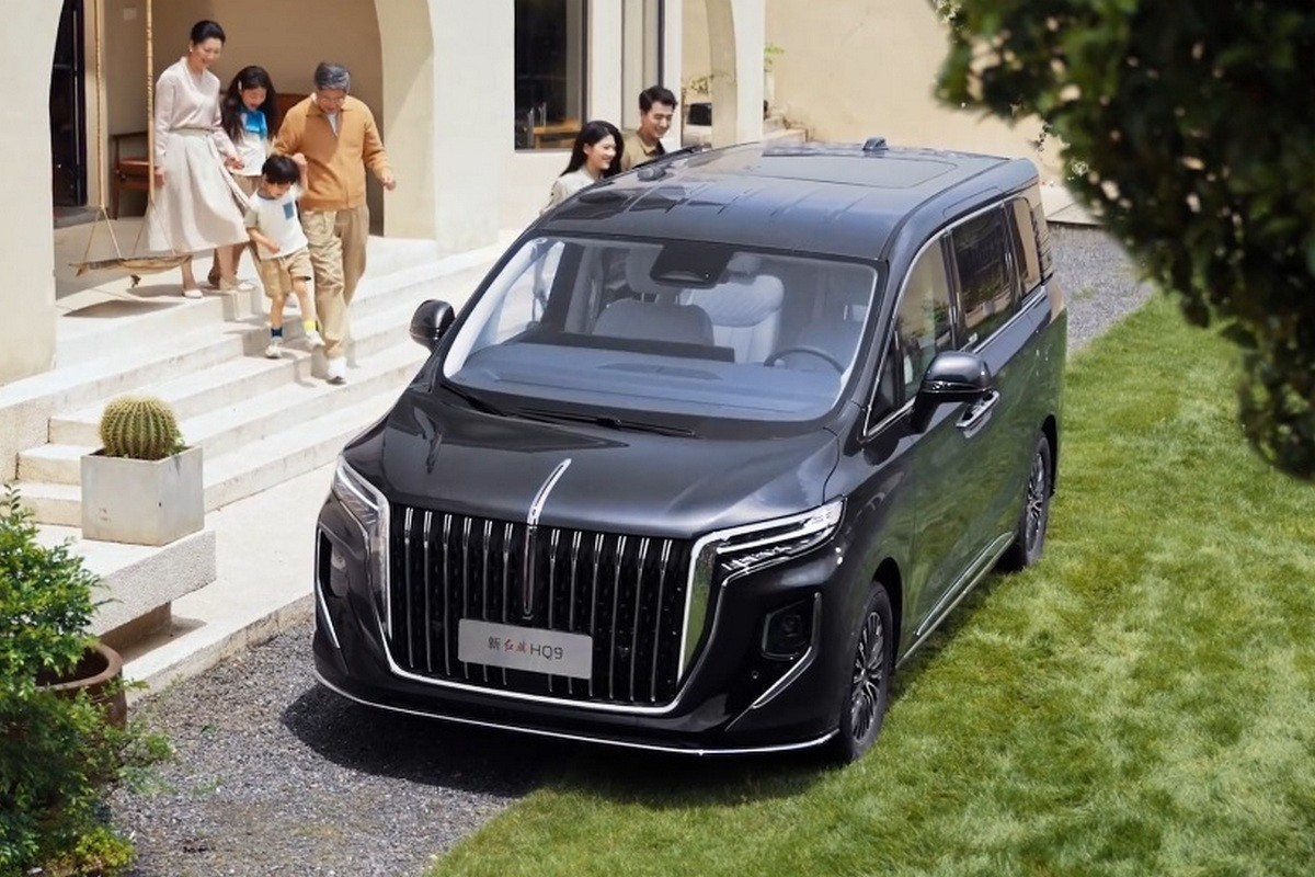 Обновленный минивэн Hongqi HQ9