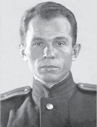 Командир тральщика Т-353 старший лейтенант  М.А. Иванов. 1944 год