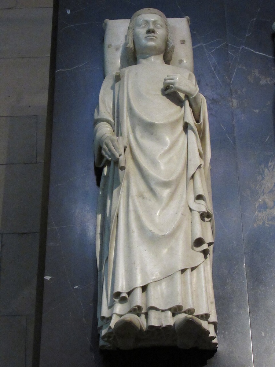 Карл V Мудрый (1338-1380). Король Франции с 1364 по 1380 год. Андре Боневё, 1374 год, мрамор.