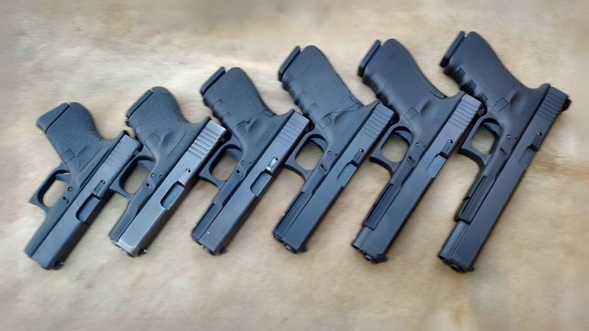 Слева направо: Glock 43, 26, 19, 17, 34 и 17L.

