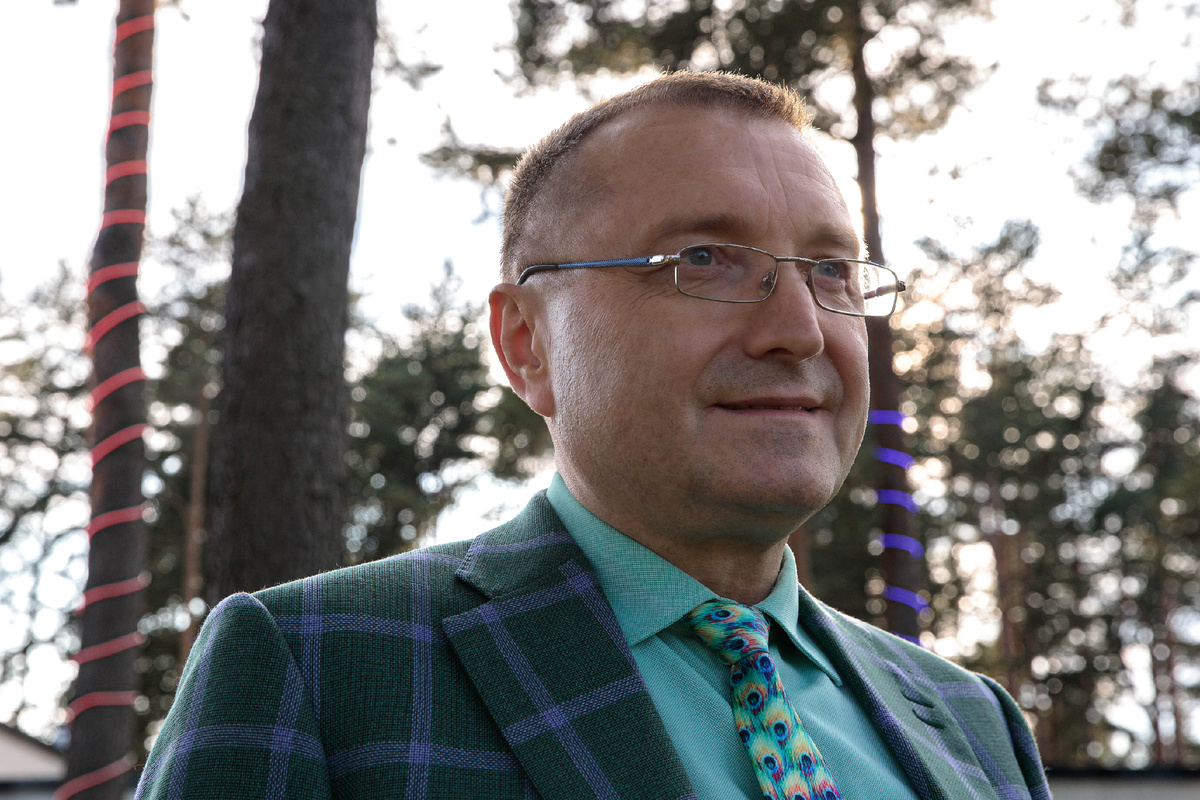 За 30 лет в кабинете я видел десятки модных «правил тренировок». Это — одно из тех, которые умирают долго и громко, потому что в них действительно очень хочется верить.