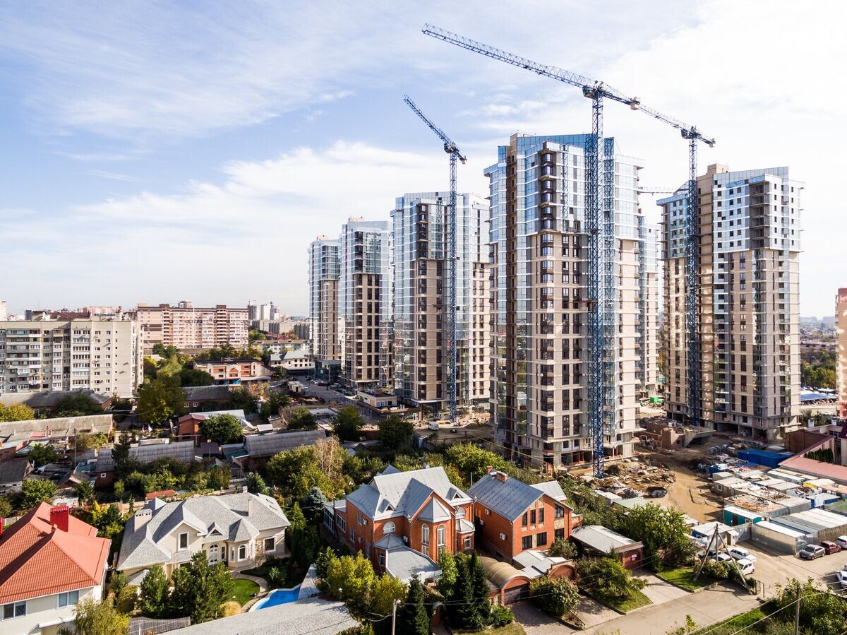    Строительство многоэтажных домов | © РИА Новости / Виталий Тимкив