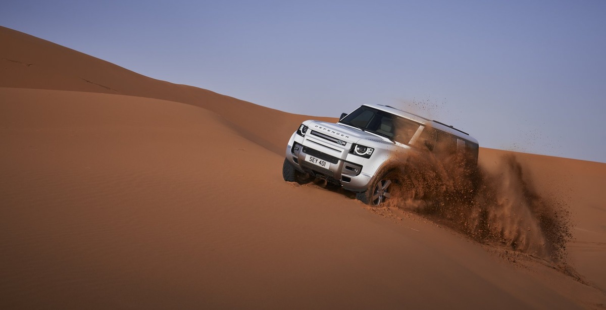    Благодаря Stellantis Defender может подешеветь в США